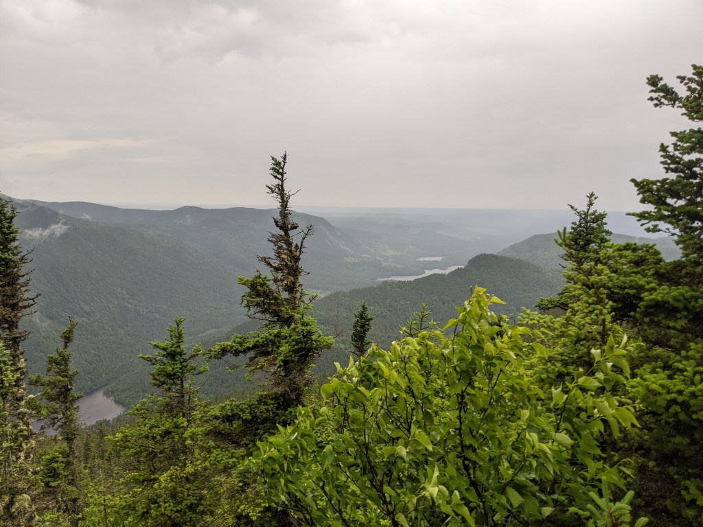 SIA Day 13: Abri Lac Matane to Abri Mont Craggy (17km, +1827m,&nbsp;-1387m)